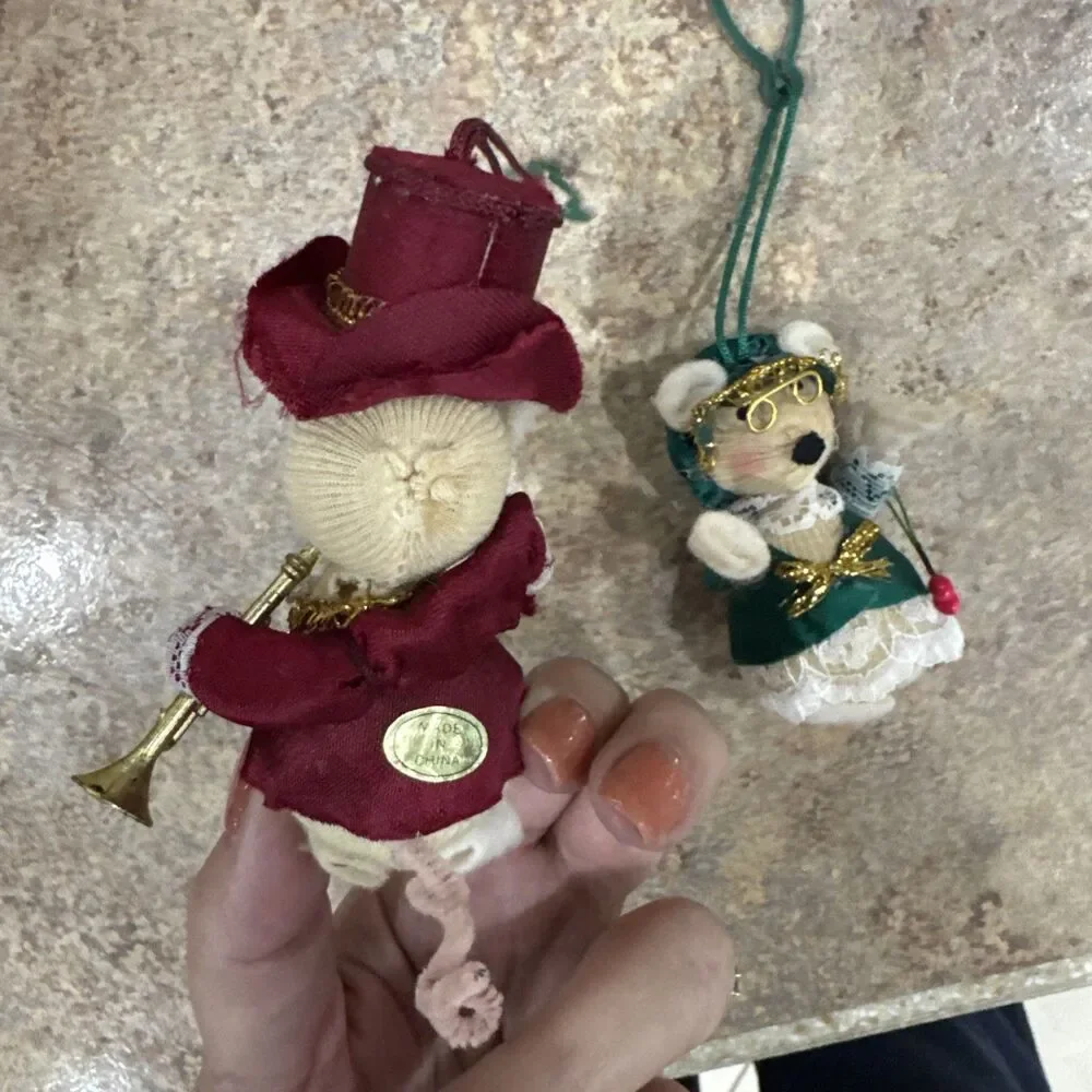Christmas Ornament - Mr & Mrs Christmas Mice